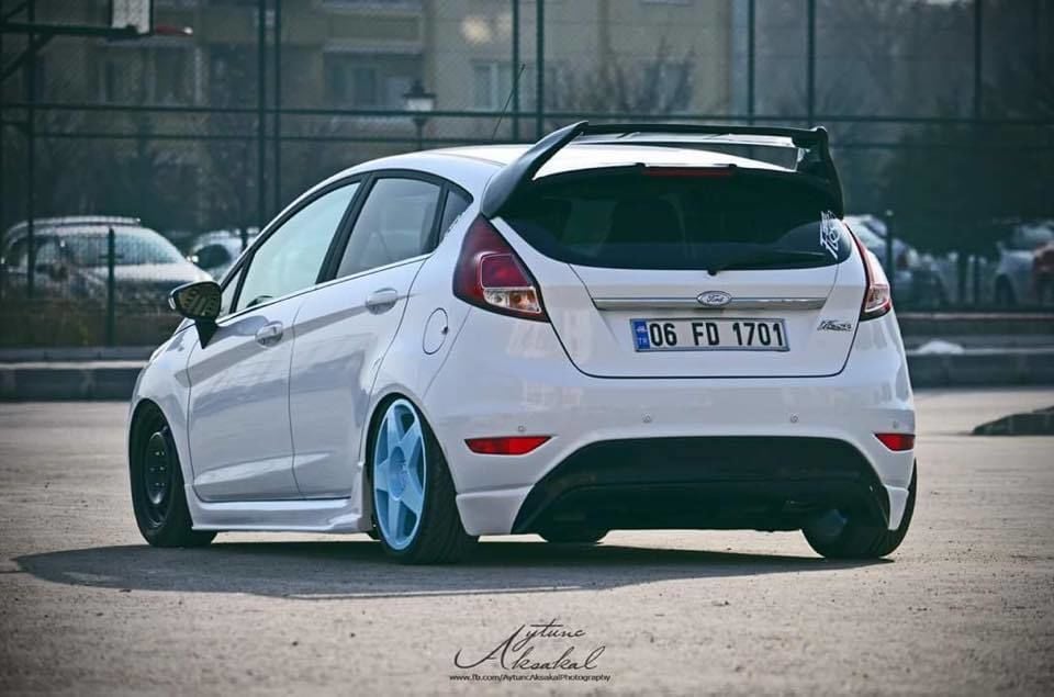 Ford Fiesta Uyumlu Rs Spoiler (Fiber)