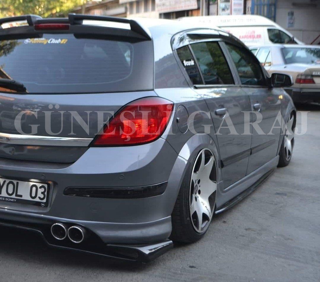 Opel Astra Uyumlu H Custom Spoiler (Fiber)