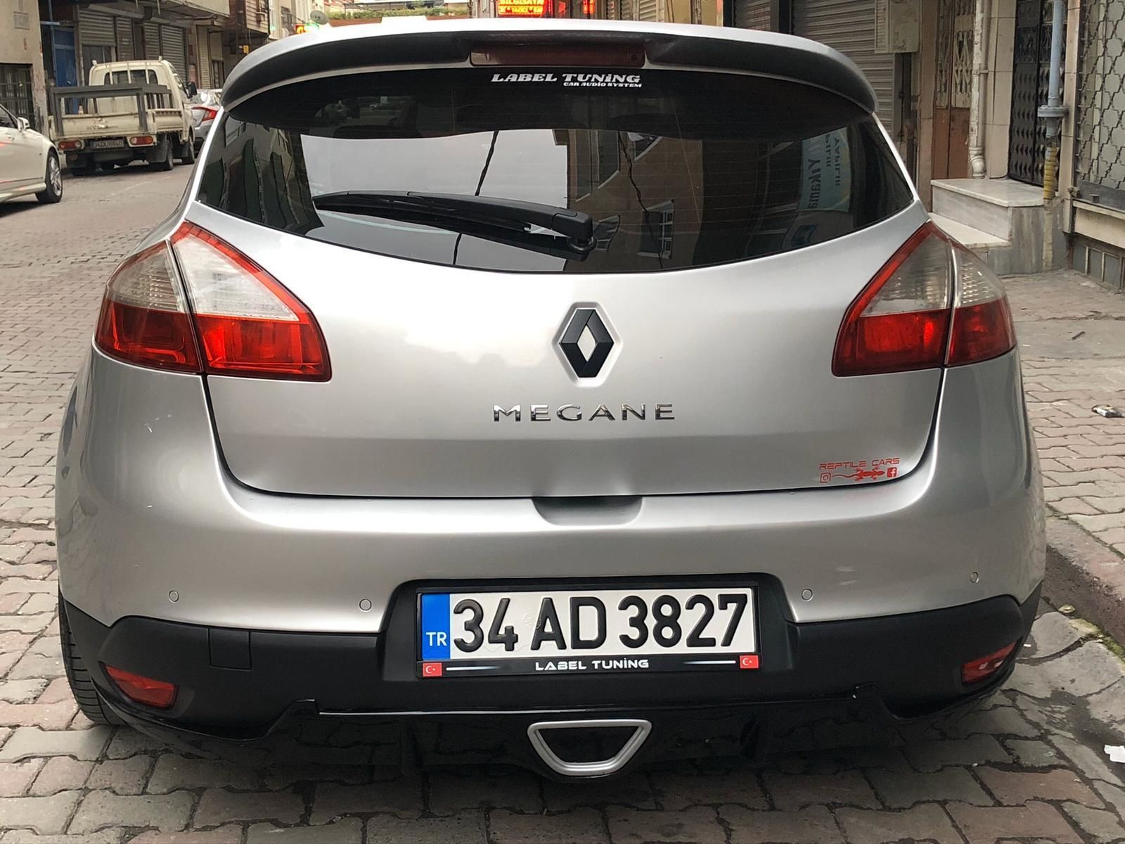 Renault Megane Uyumlu 3 Rs Egzoz Görünümlü Difüzör4 Kapı (Plastik)