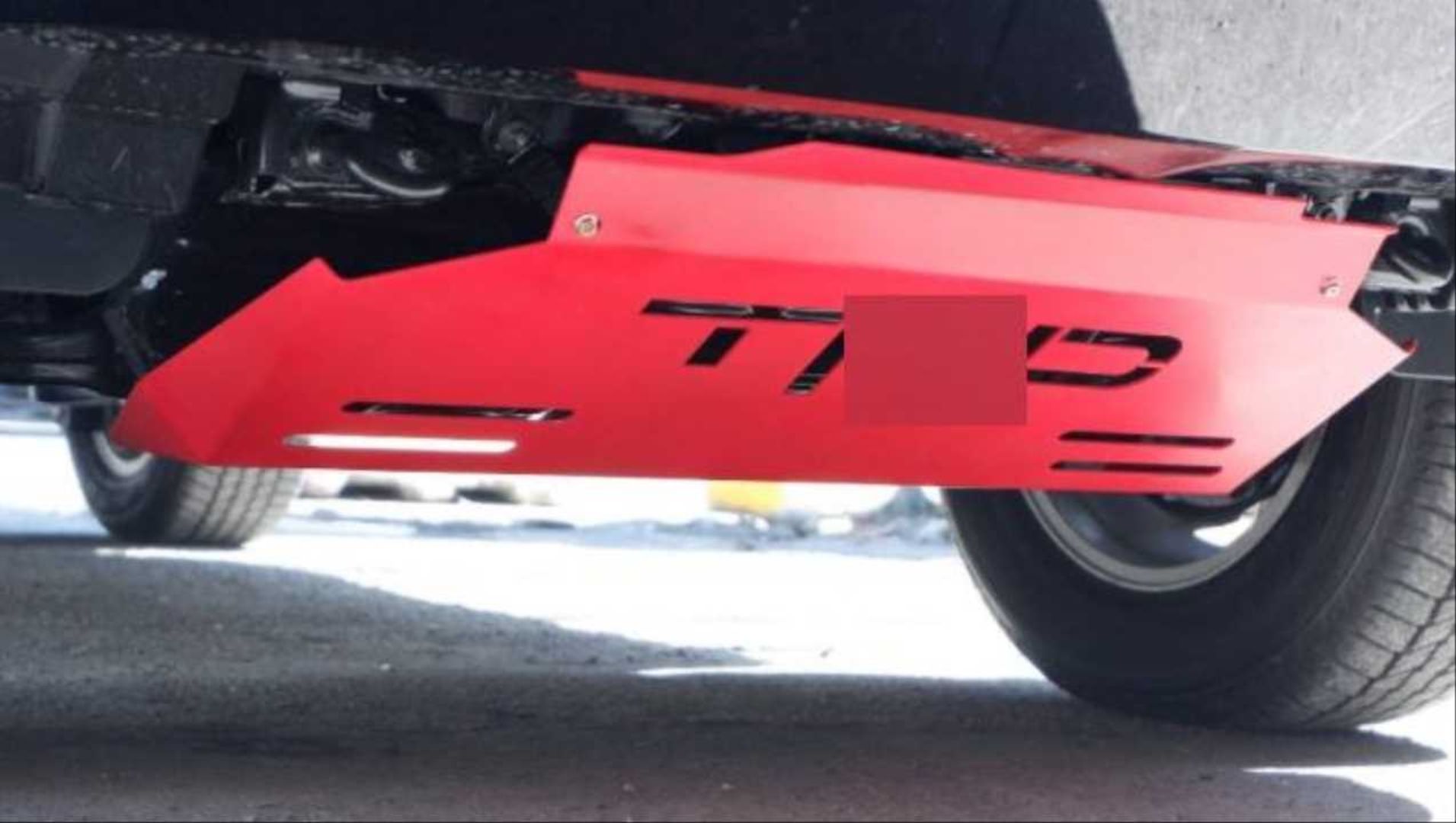 Toyota Hilux Uyumlu Revo ( 2016-2019) Trd Tampon Alt Koruma (Kırmızı)