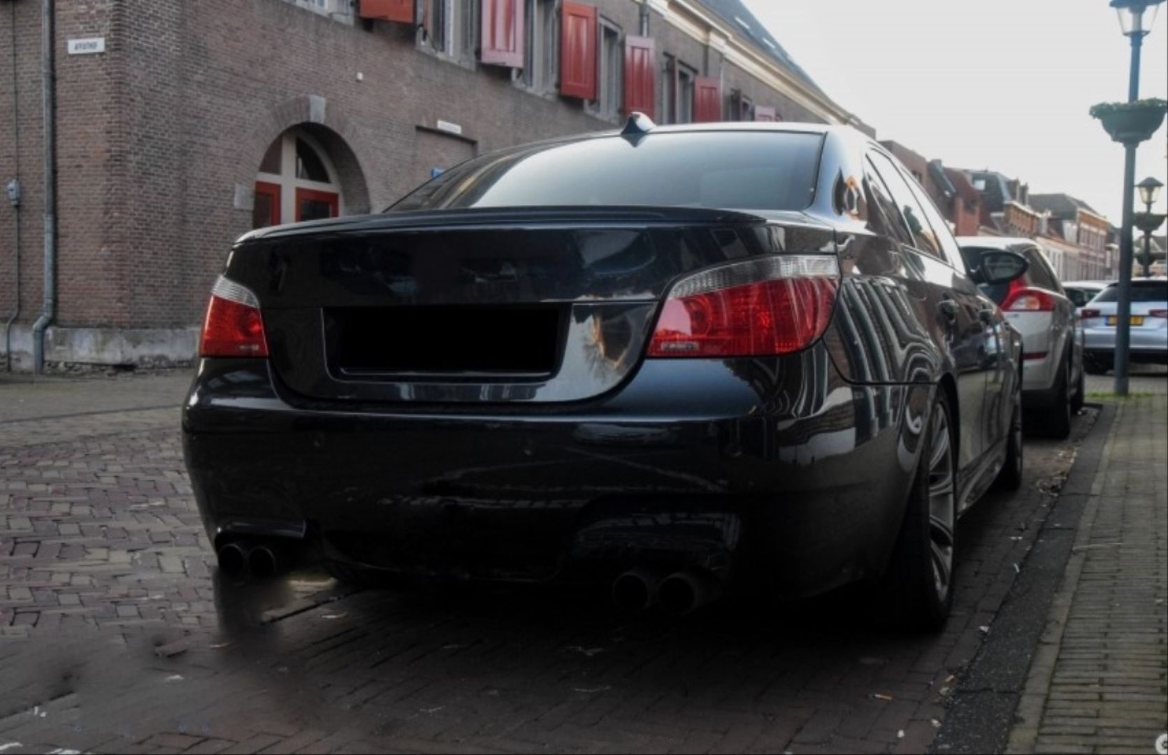 Bmw 5 Uyumlu Serisi E60 2005-2010 M5 Bagaj Spoiler - Piano Black (Parlak Siyah)
