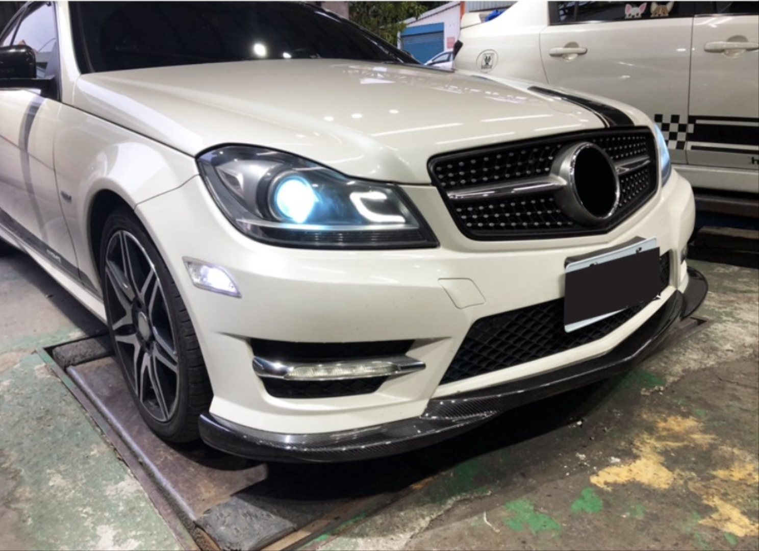 Mercedes W204 Uyumlu 2007-2014 C Serisi Diamond Panjur Gri