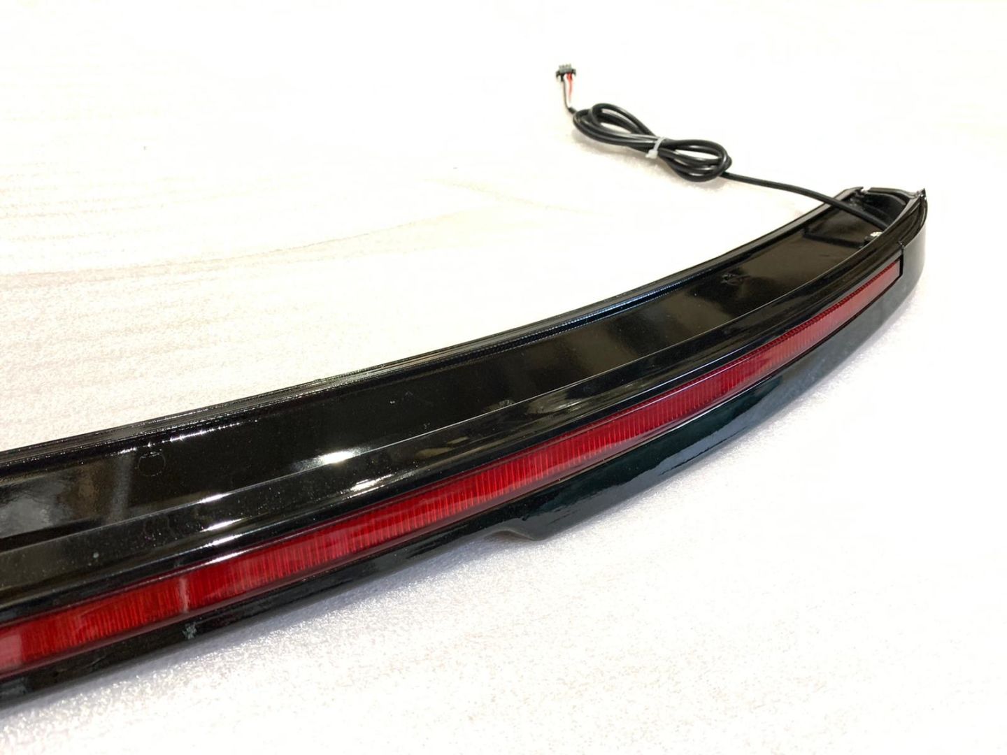 Bmw 3 Uyumlu Serisi 2019+ G20 LED Spoiler (Piano Black)