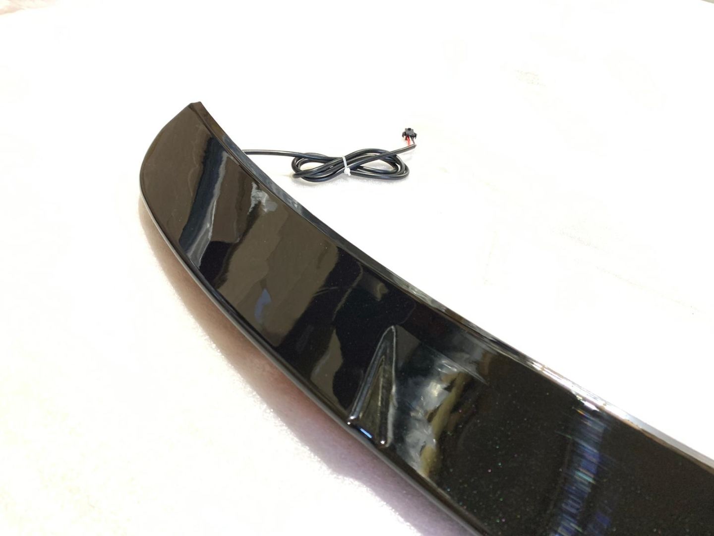 Bmw 3 Uyumlu Serisi 2019+ G20 LED Spoiler (Piano Black)