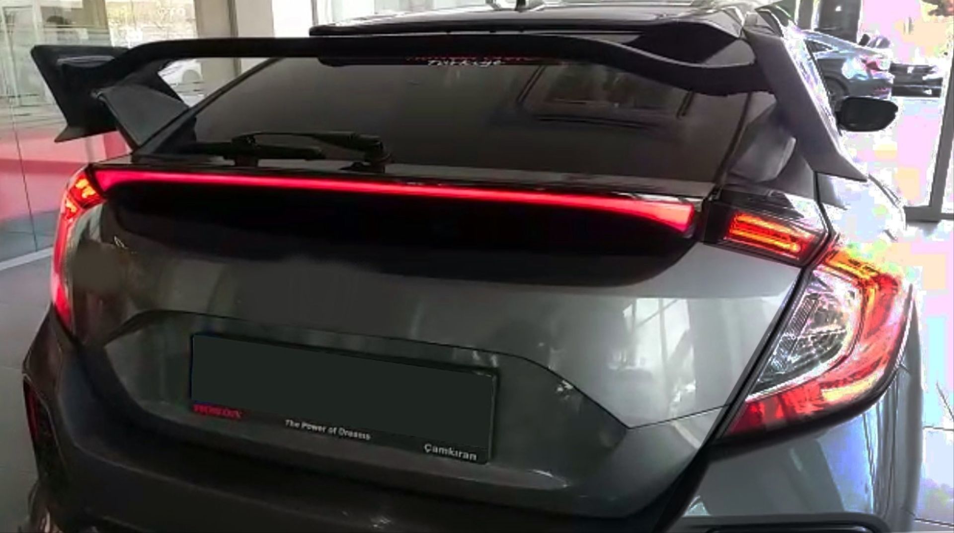 Honda Civic Uyumlu Hatchback Fk7 LED Spoiler