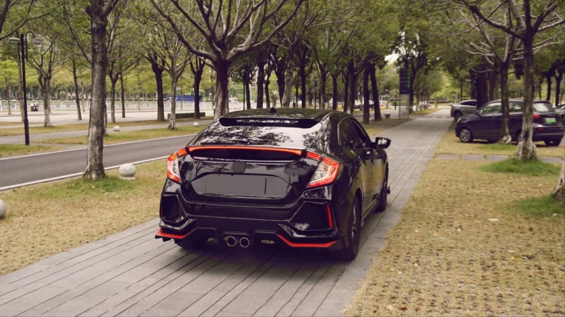 Honda Civic Uyumlu Hatchback Fk7 LED Spoiler