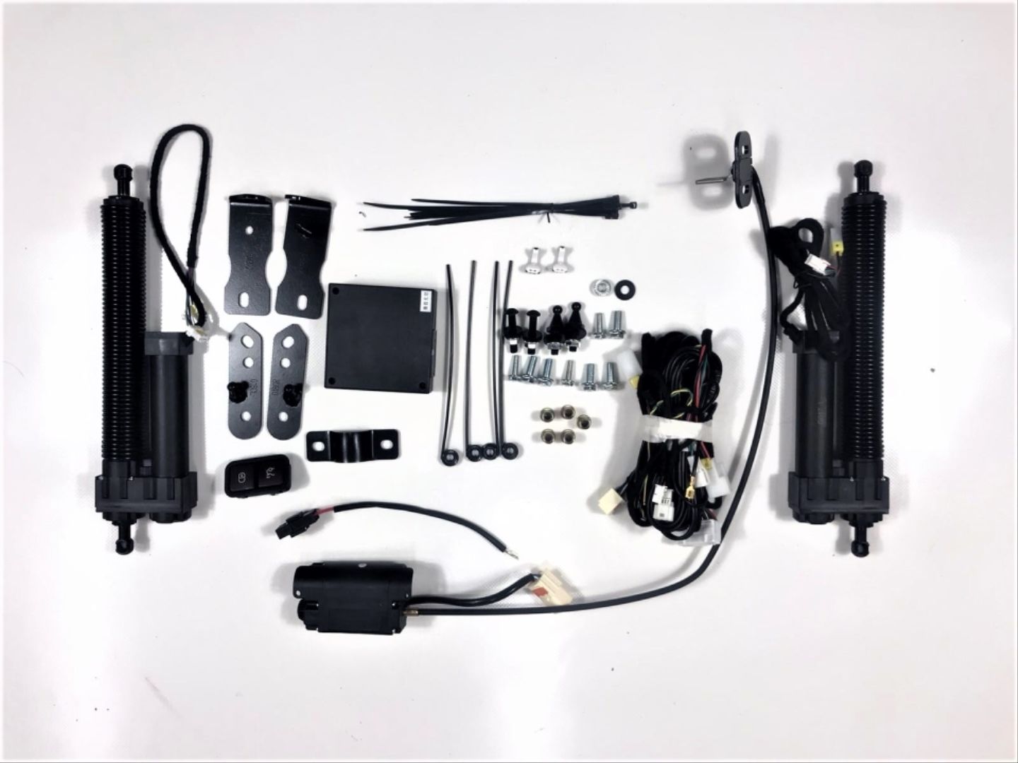 Mercedes W213 Uyumlu E Coupe Elektrikli Bagaj Açma 17-21