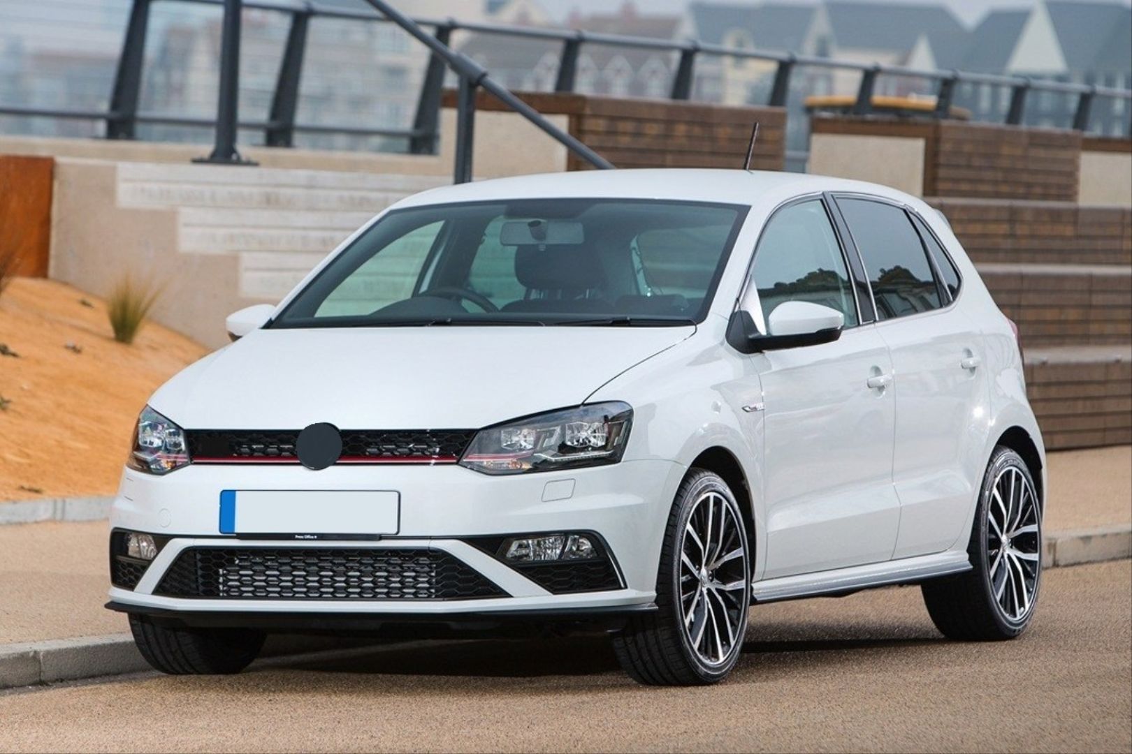 İçin Gti Ön Tampon Ve Panjur Seti (Makyajlı)