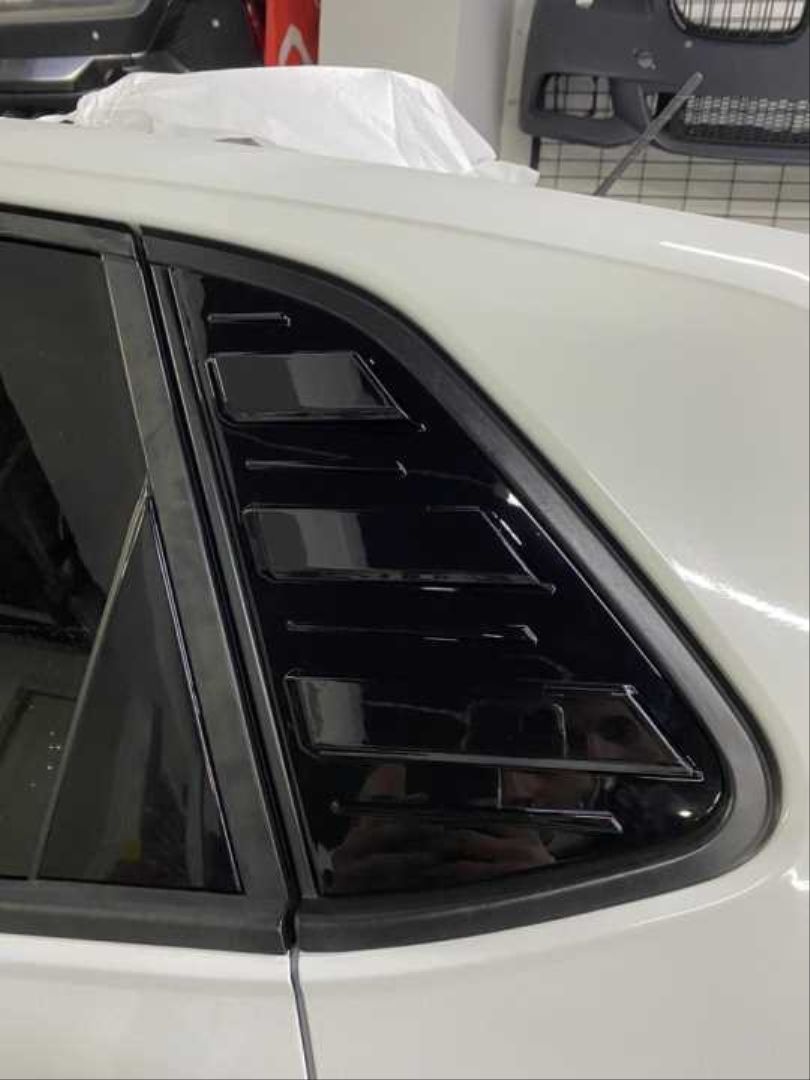Volkswagen Polo Uyumlu 2019+ Kelebek Cam Kaplama - Piano Black