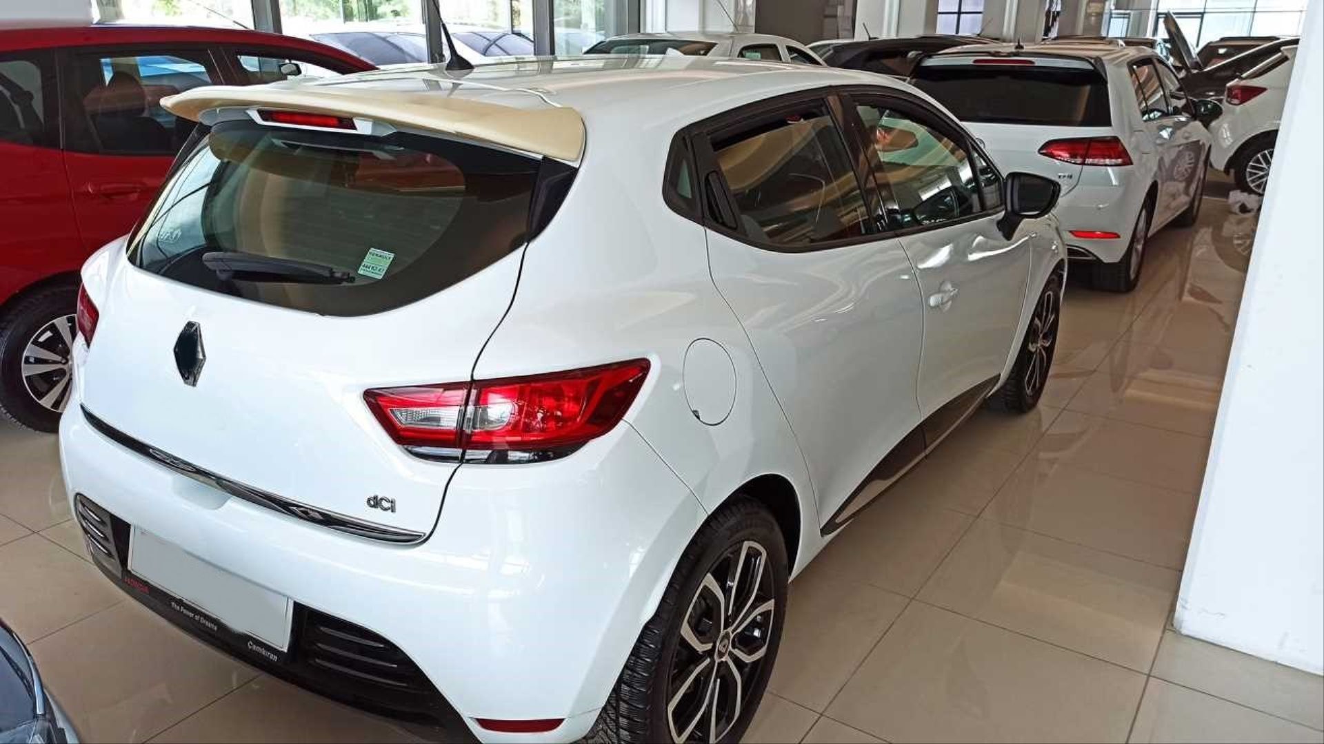 Renault Clıo Uyumlu 4 2012-2019 Spoiler