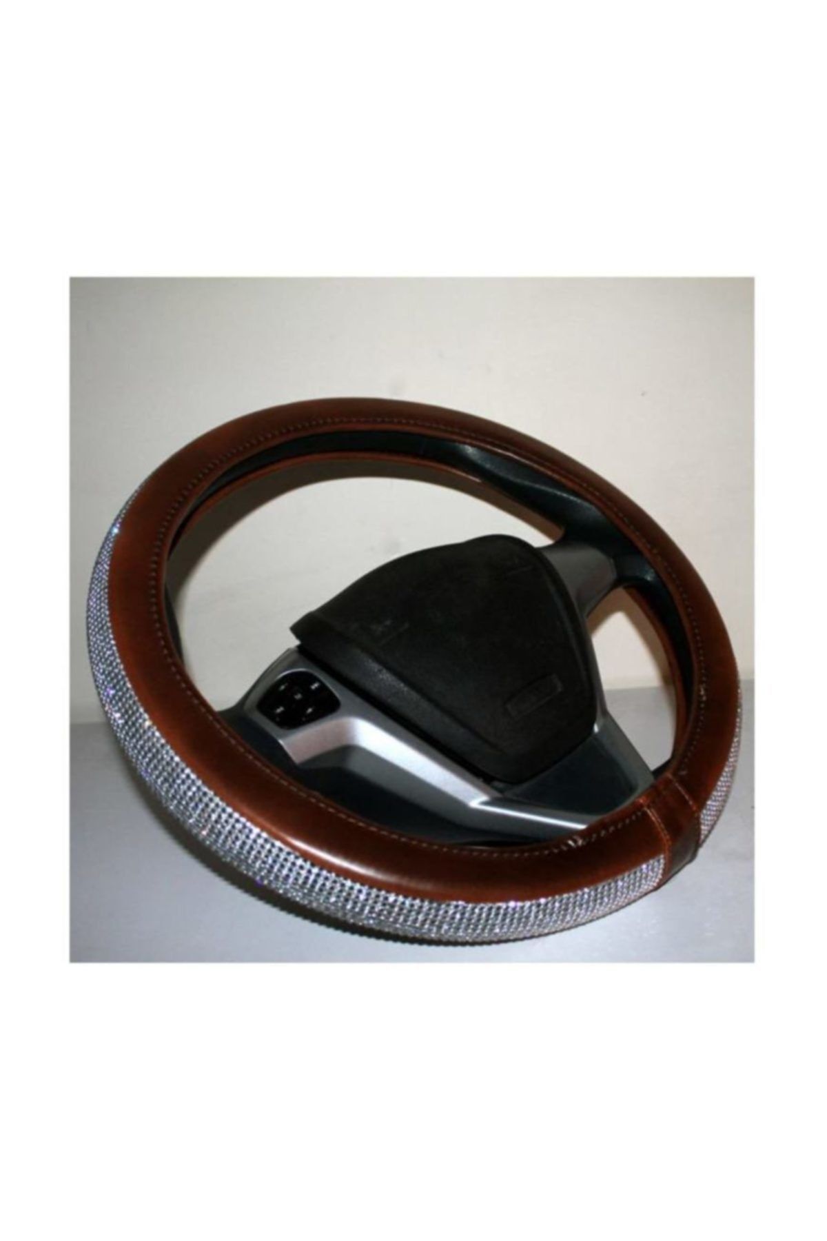 Kadın Sürücülere Özel Pırlanta Kaplamalı Kahverengi Geçmeli Direksiyon Kılıfı