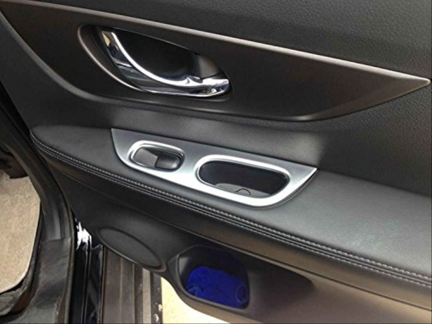 Nissan X-Trail Uyumlu 2014-2017 Kapı Kolçak Düğme Kaplaması Silver