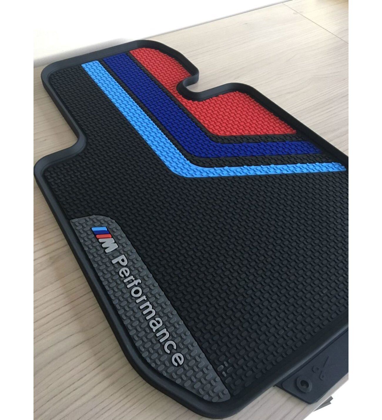 Bmw  F35 F30 Uyumlu Paspas Takımı Lateks M3 Kırmızı Siyah Mavi Şerit Parça