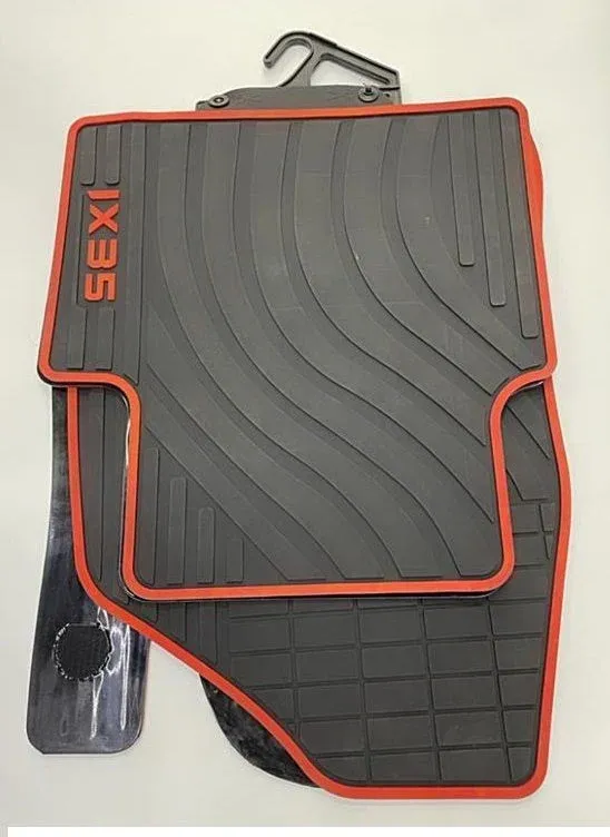 Hyundai İx35 Uyumlu Lüks Kauçuk Lateks Oto Paspas Kırmızı Kenar Çizgili Siyah Parça