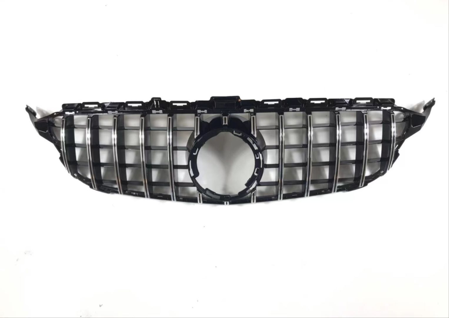 Mercedes W205 Uyumlu C63 Ön Tampon & Panjur Seti (Makyajlı Görünüm) (Siyah Trimler)