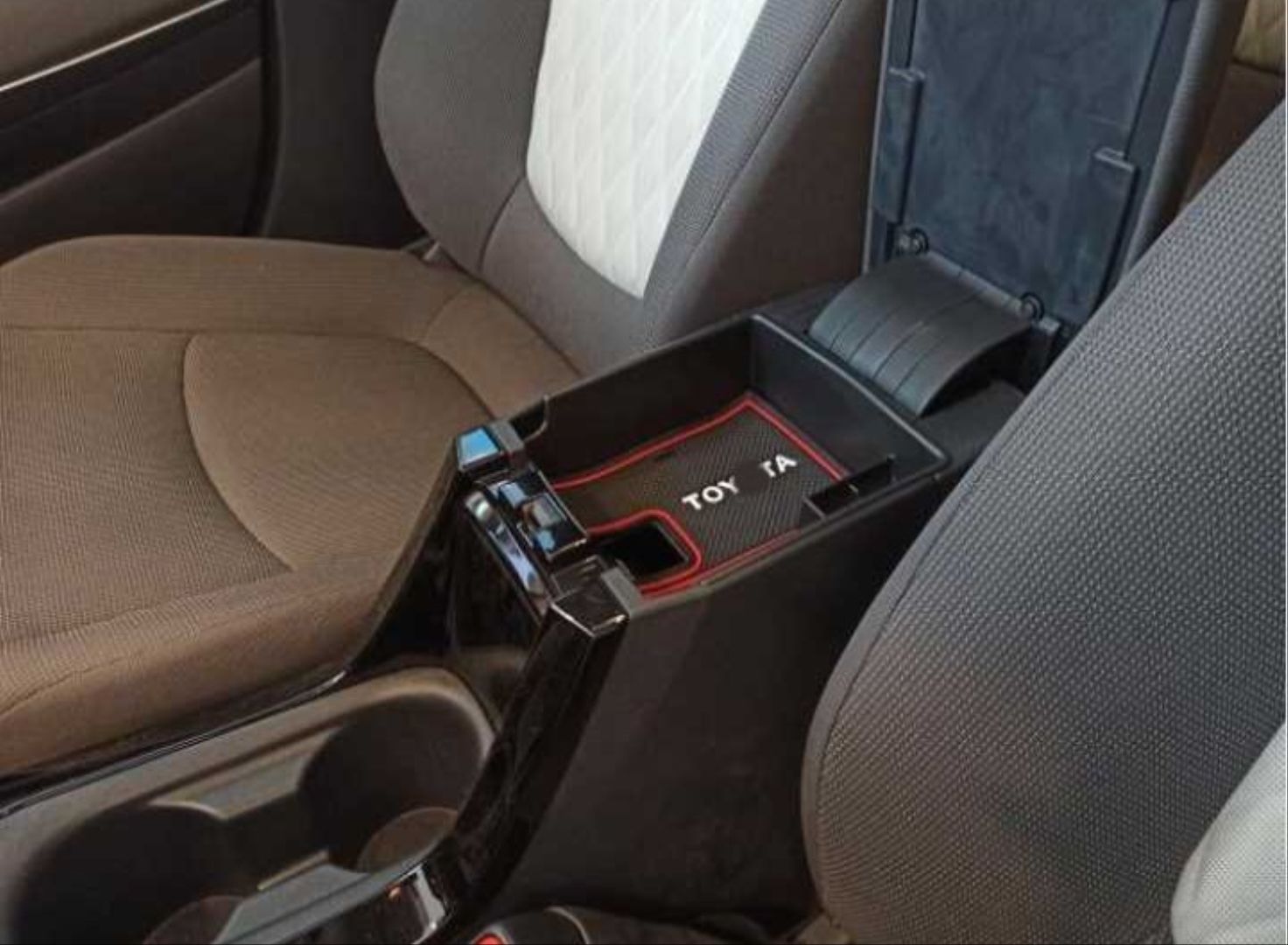 Toyota Corolla Uyumlu 2019+ Orta Konsol Kutusu