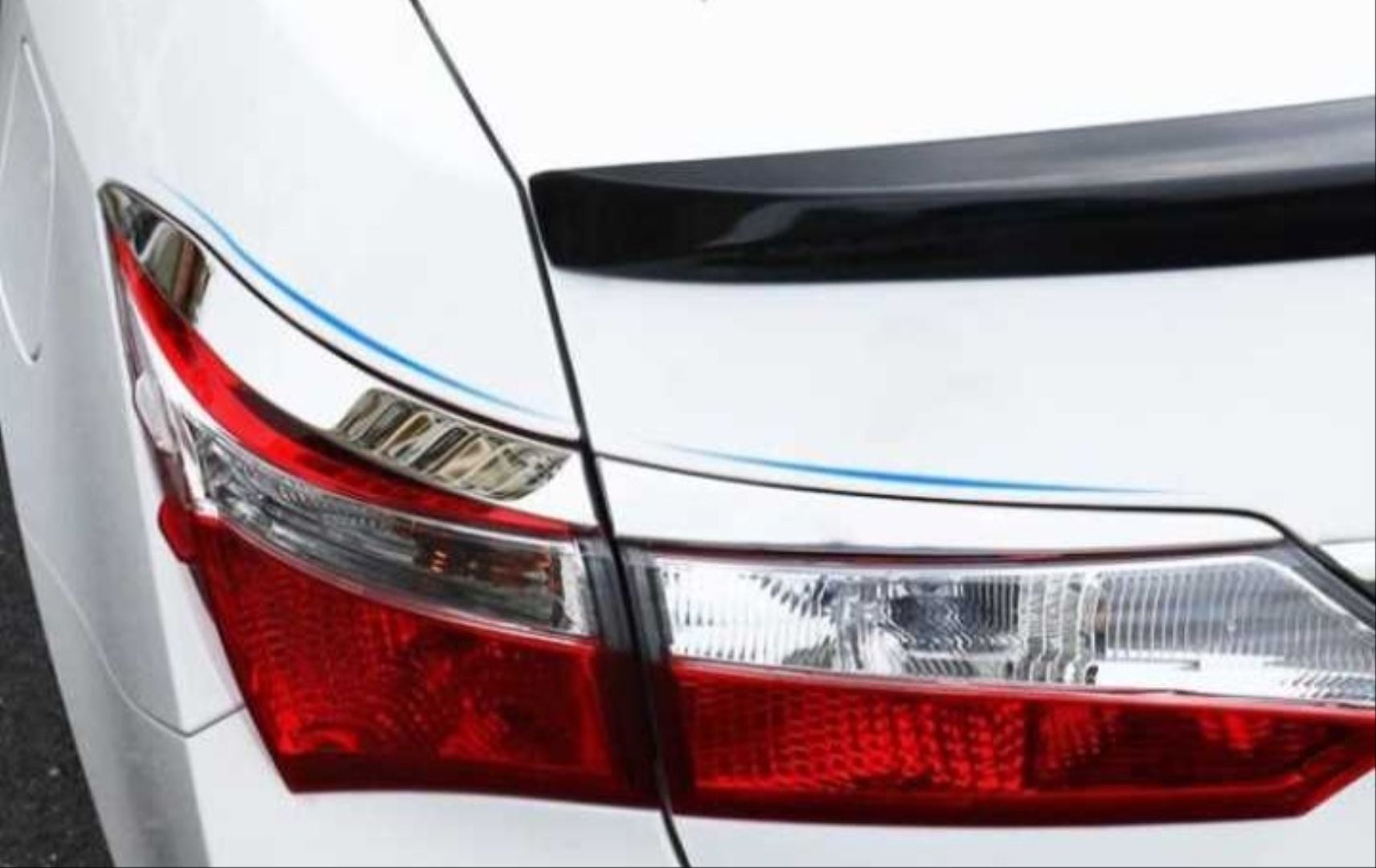 Toyota Corolla Uyumlu 2014-2018 Stop Kaş Nikelajı