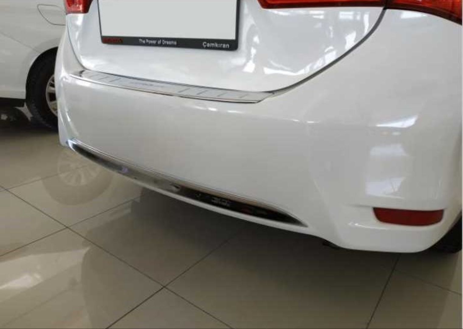 Toyota Corolla Uyumlu 2013-2016 Arka Tampon Alt Kaplama Nikelaj