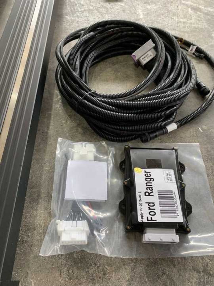 Ford Ranger Uyumlu 2019+ T8 Elektrikli Yan Basamak