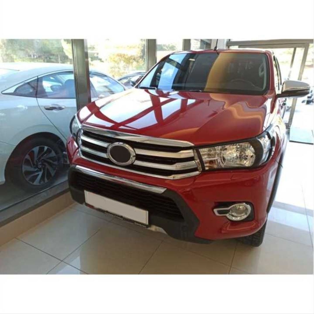 Toyota Hilux Uyumlu Revo 2016-2019 Far Çerçevesi Kaplama Siyah