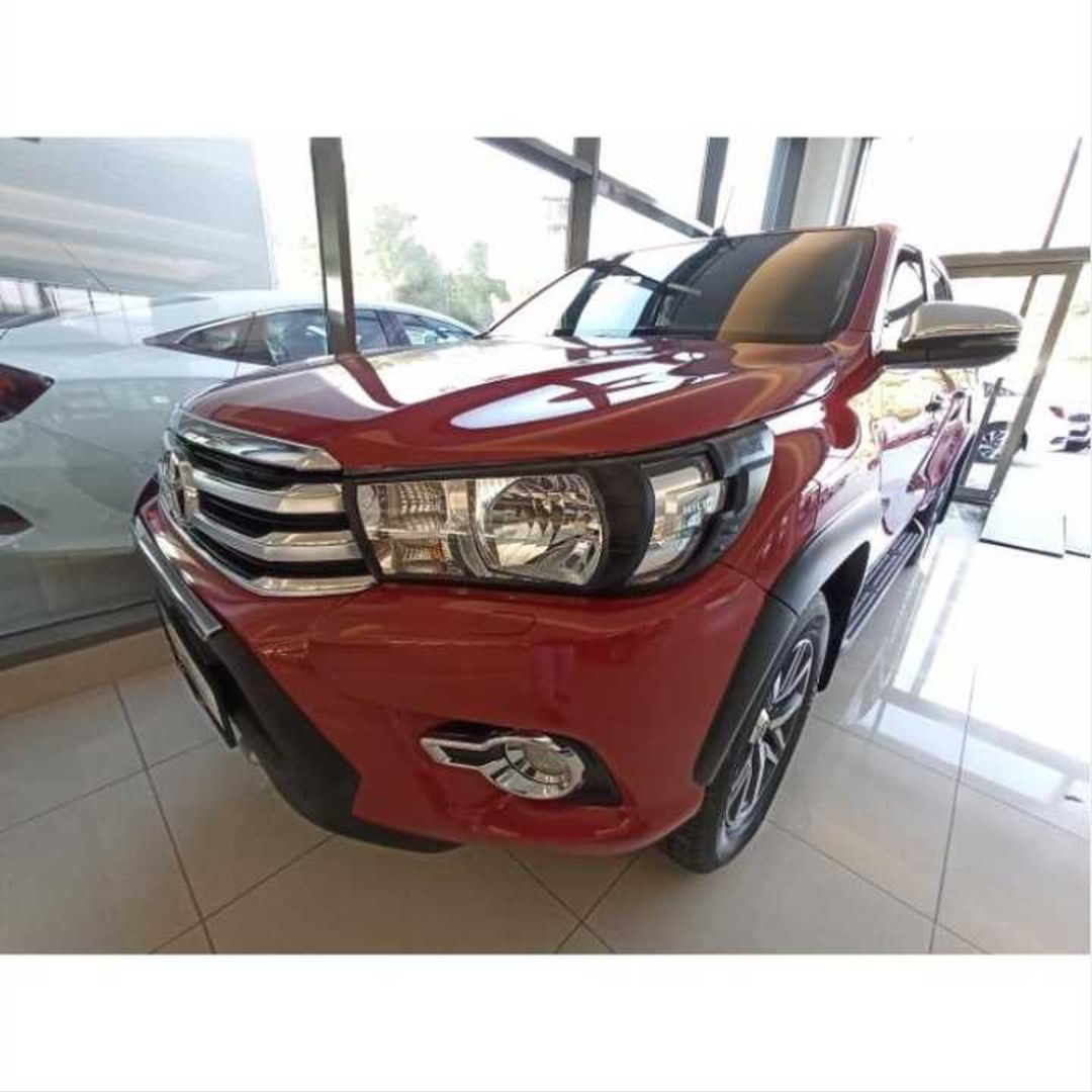 Toyota Hilux Uyumlu Revo 2016-2019 Far Çerçevesi Kaplama Siyah