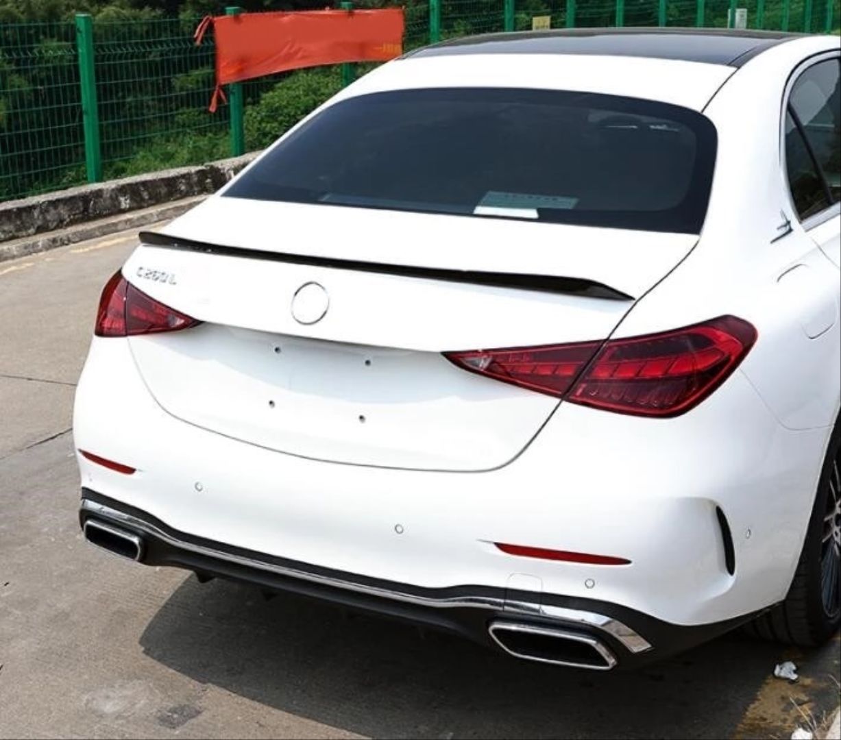 W206 C Uyumlu Serisi 2021+ C63S Spoiler(Piano Black)