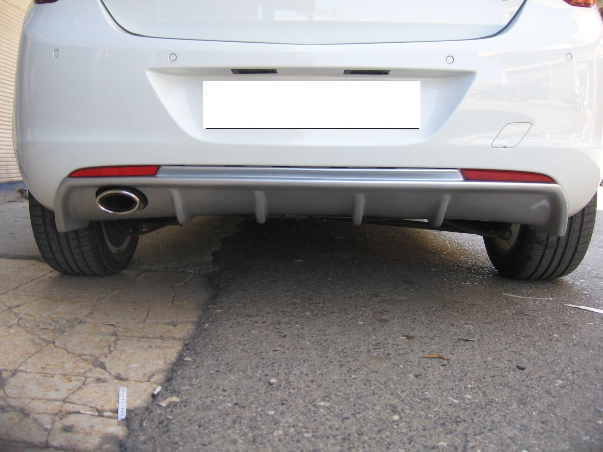 Opel Astra Uyumlu J Hatchback Arka Tampon Eki Difüzör Boyalı (Düz Kasa) Parça