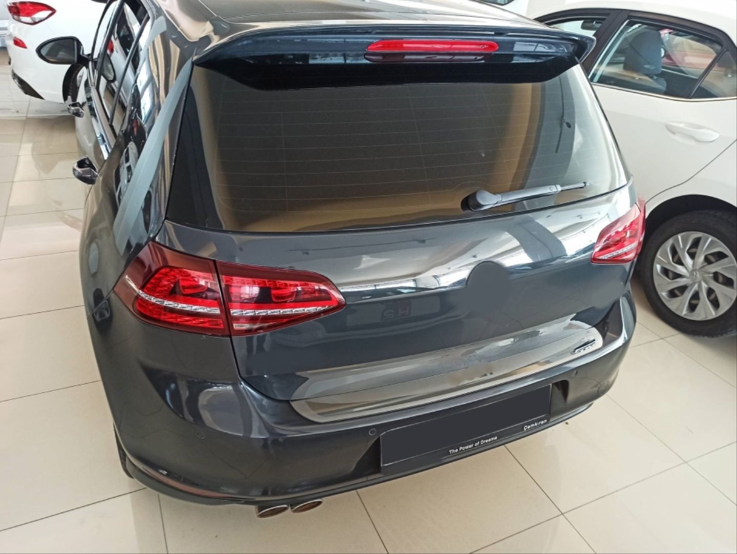 Volkswagen Golf Uyumlu 7 - 45419 2013-2020 Arka Tampon Üst Koruma B Dizayn