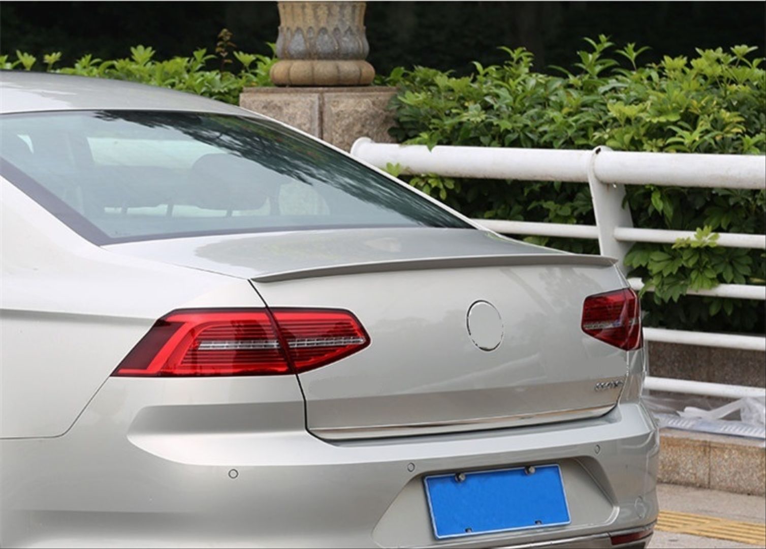 Volkswagen Passat Uyumlu B8 2015+ Anatomik Spoiler (Boyasız)