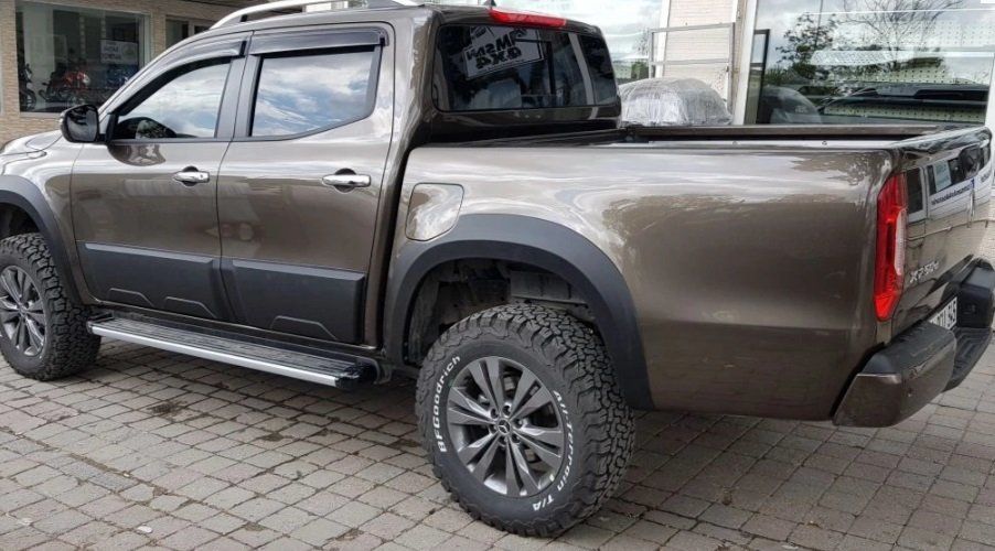 Mercedes X Uyumlu Class Yan Kaplama Kapı Koruma