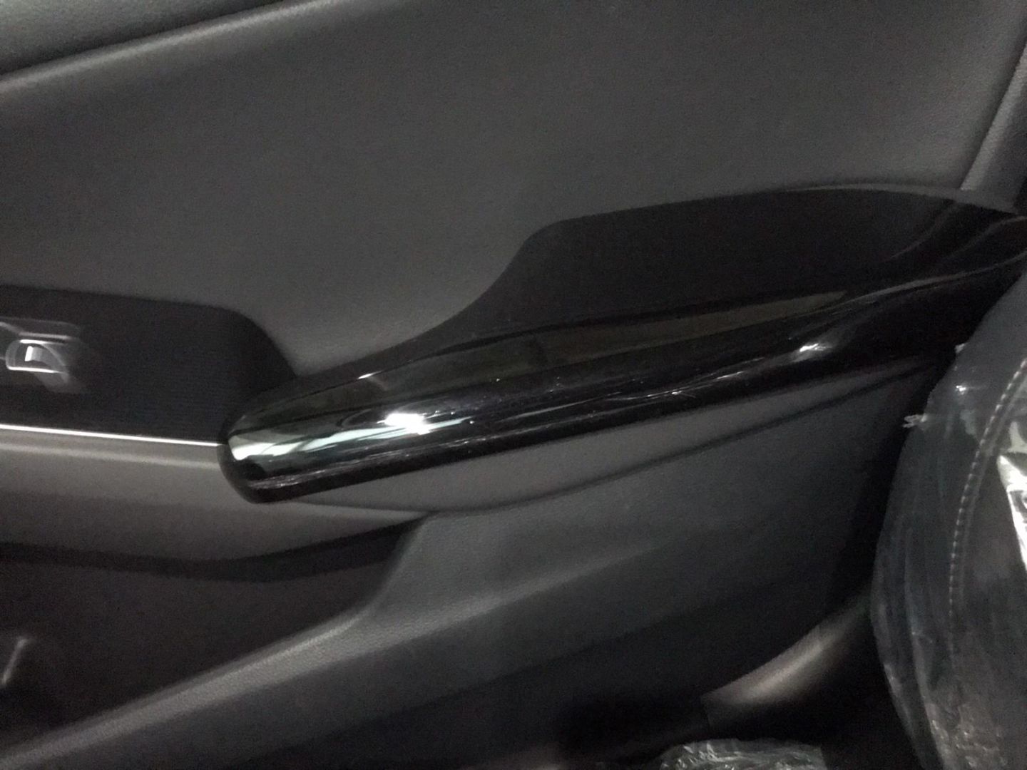 2022 Civic Uyumlu Kolçak Kaplama - Piano Black