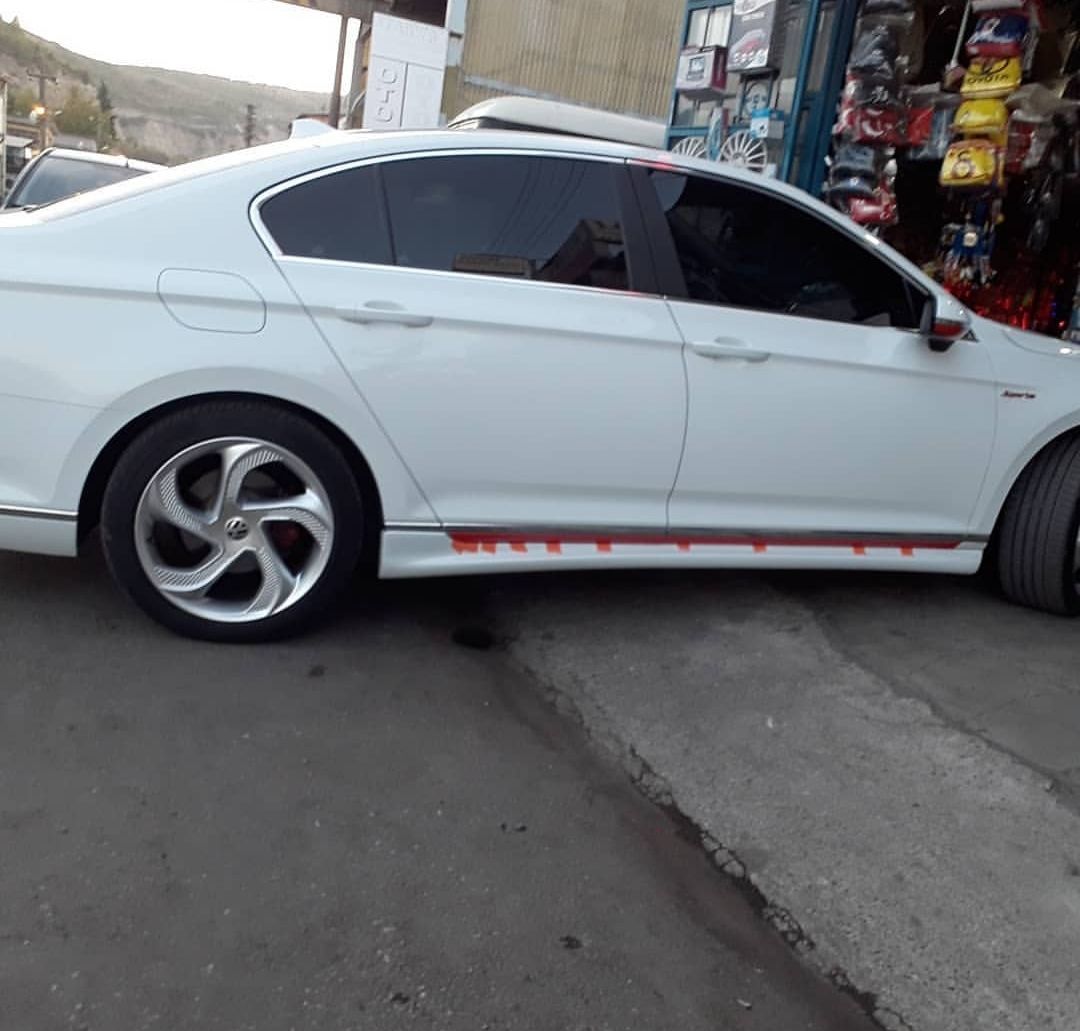 Volkswagen Passat Uyumlu B8 Yan Marşpiyel