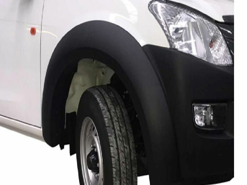 İsuzu D-Max Uyumlu Tr 4X2 Çamurluk Kaplama 4.5Cm 2012 / 2019 Dodik Seti Parça
