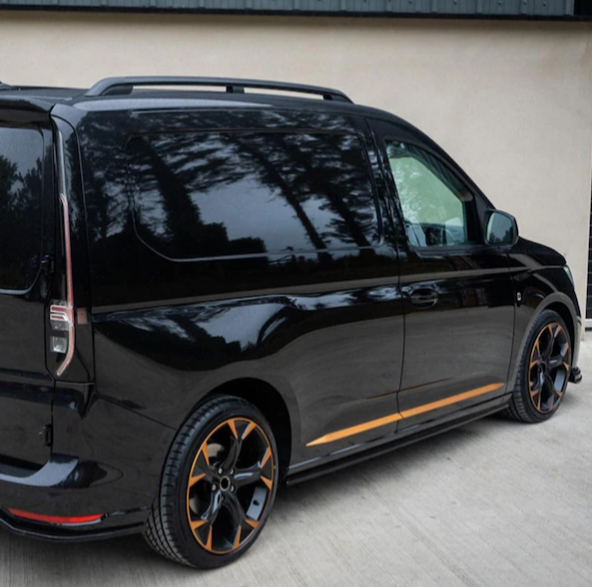 Caddy 2021+ Aero Kıt (Piano Black)