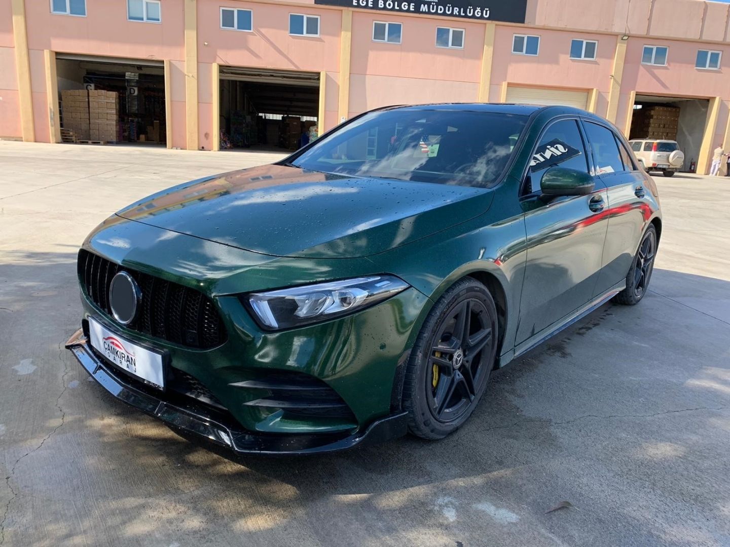 Mercedes W177 Uyumlu A Serisi Ön Lıp - Piano Black (Parlak Siyah) (Amg Donanım İçin)