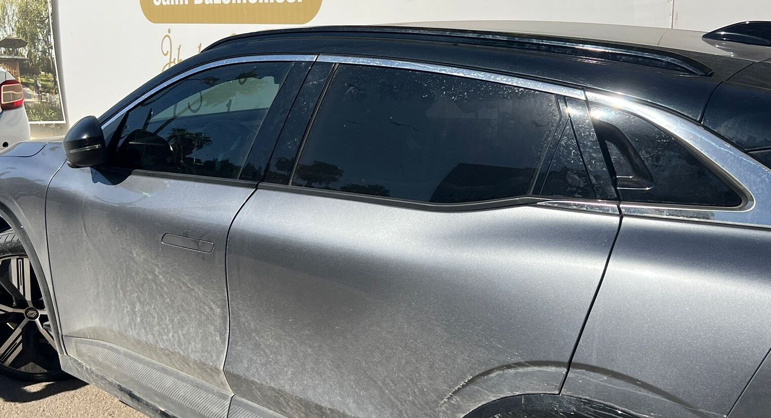 Renault Megane E-Tech 2023 Sonrası Tavan Çıtası Parlak Siyah