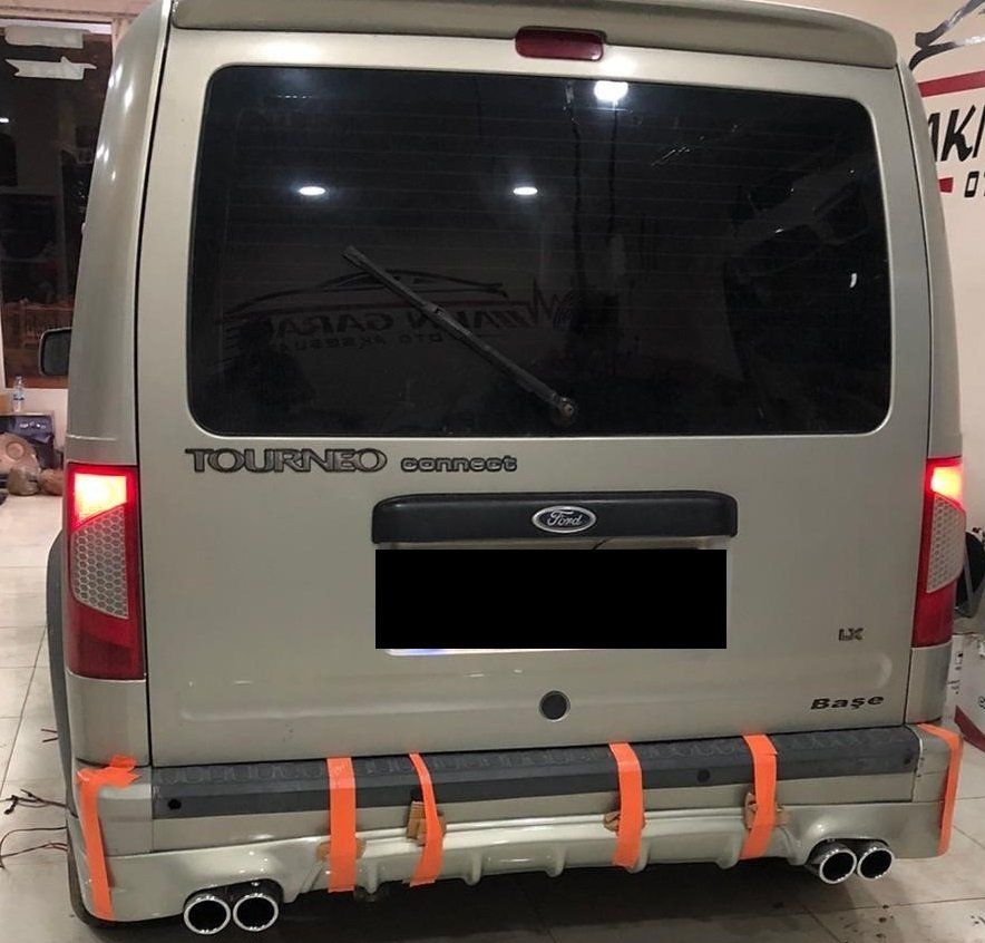 Ford Connect Uyumlu Arka Difüzör X Model Ara Karlık Boyalı
