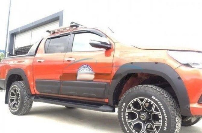 Toyota Hilux Uyumlu Çamurluk Kaplama Civatasız 2.5Cm Dodik Seti 2012 / 2019 Parça