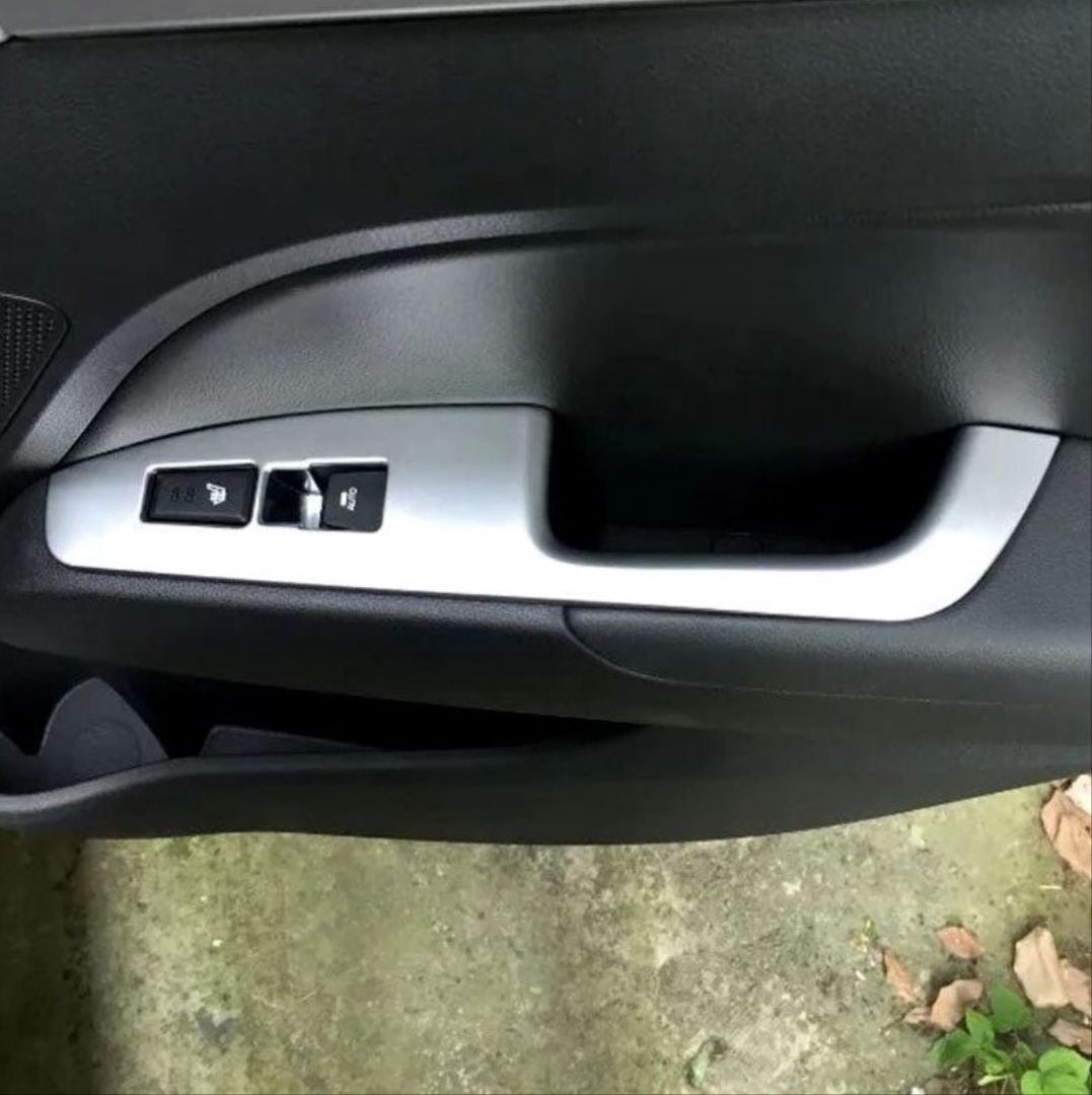 Hyundai Elantra Uyumlu 2016-2019 Kolçak Kaplama - Silver (ABS)