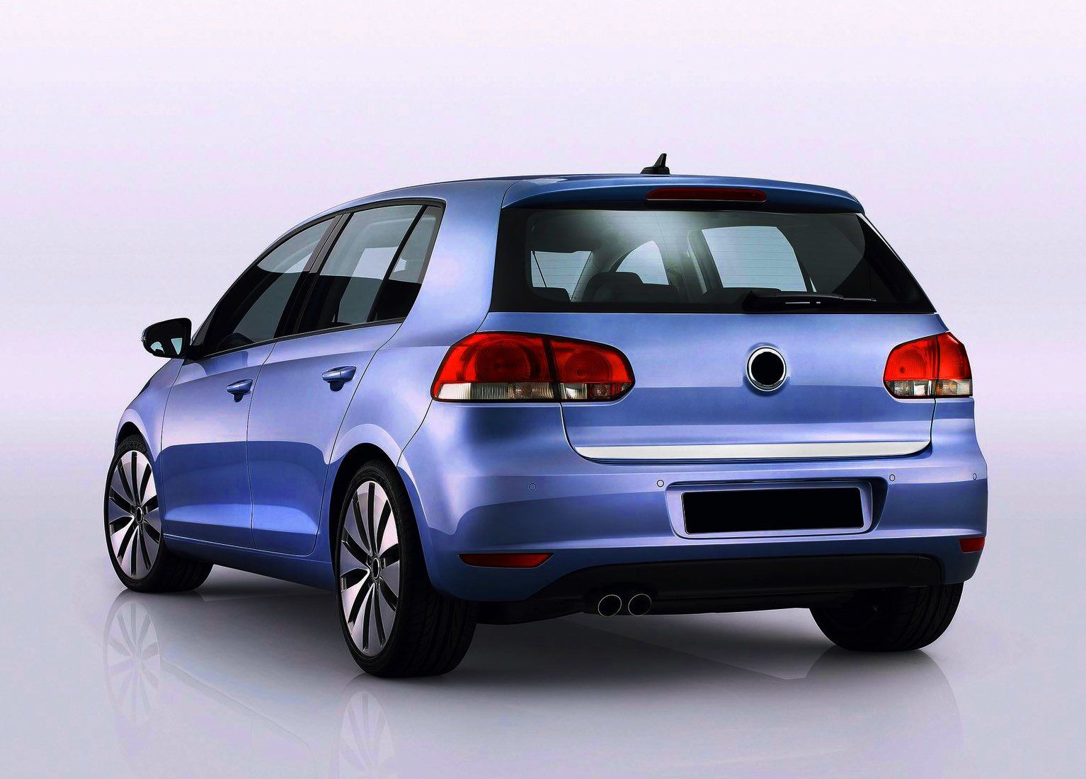 Volkswagen Golf Uyumlu 6 Krom Bagaj Alt Çıta 2010-2013