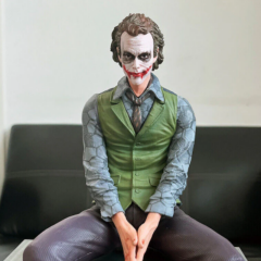 Yeni Joker anime oturan araba dekorasyon süsü modeli  / ICSE25