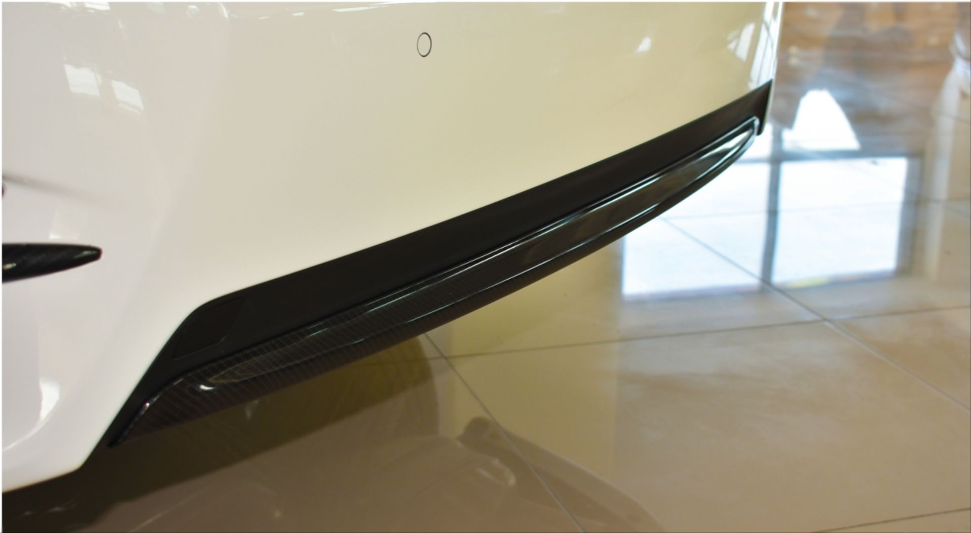 Honda Civic Uyumlu Fc5 2016-2020 Arka Tampon Alt Çıta Karbon