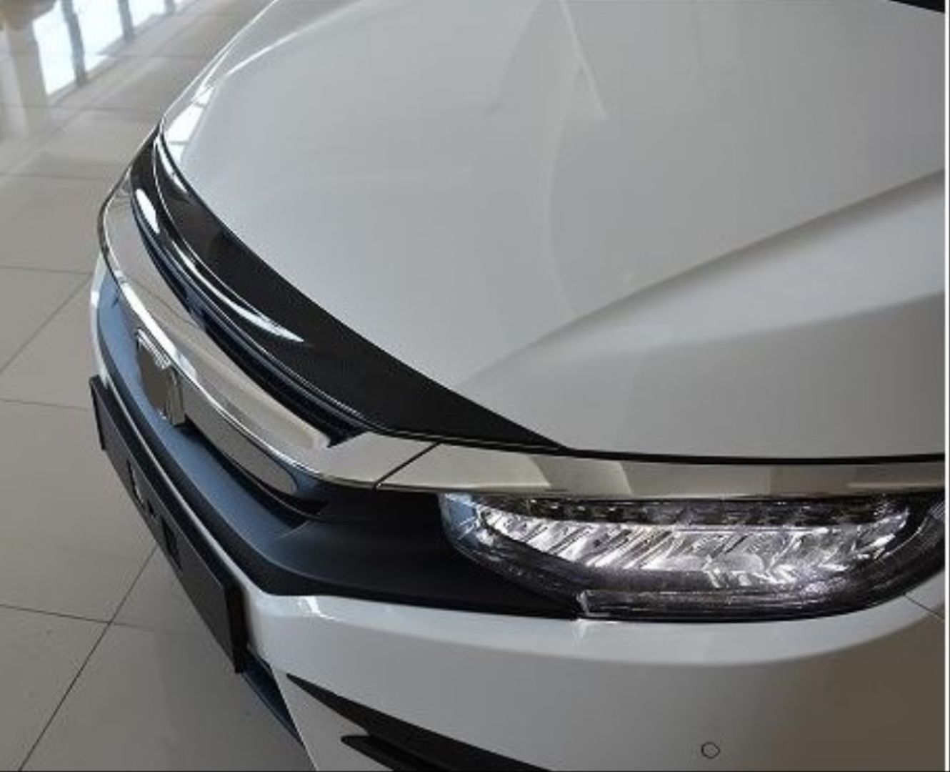 Honda Civic Uyumlu Fc5 2016-2020 Ön Panjur Üst Kaplama Karbon