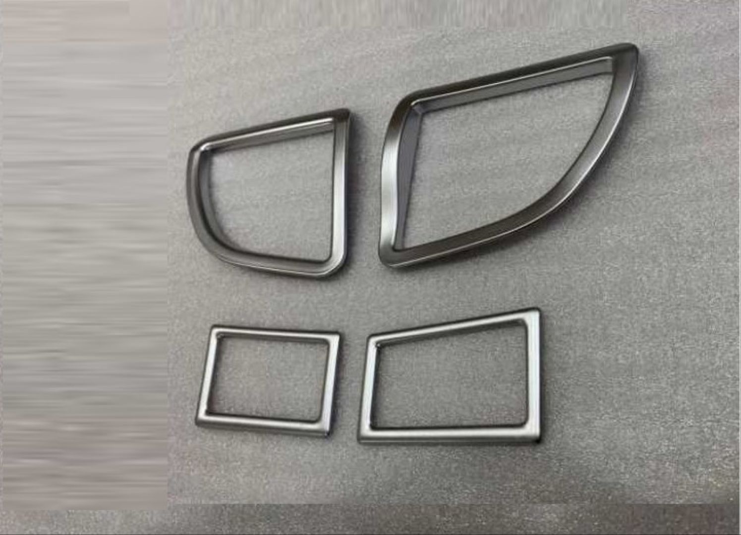 Toyota Corolla Uyumlu 2014+ Menfez Kaplama 4 Parça Silver