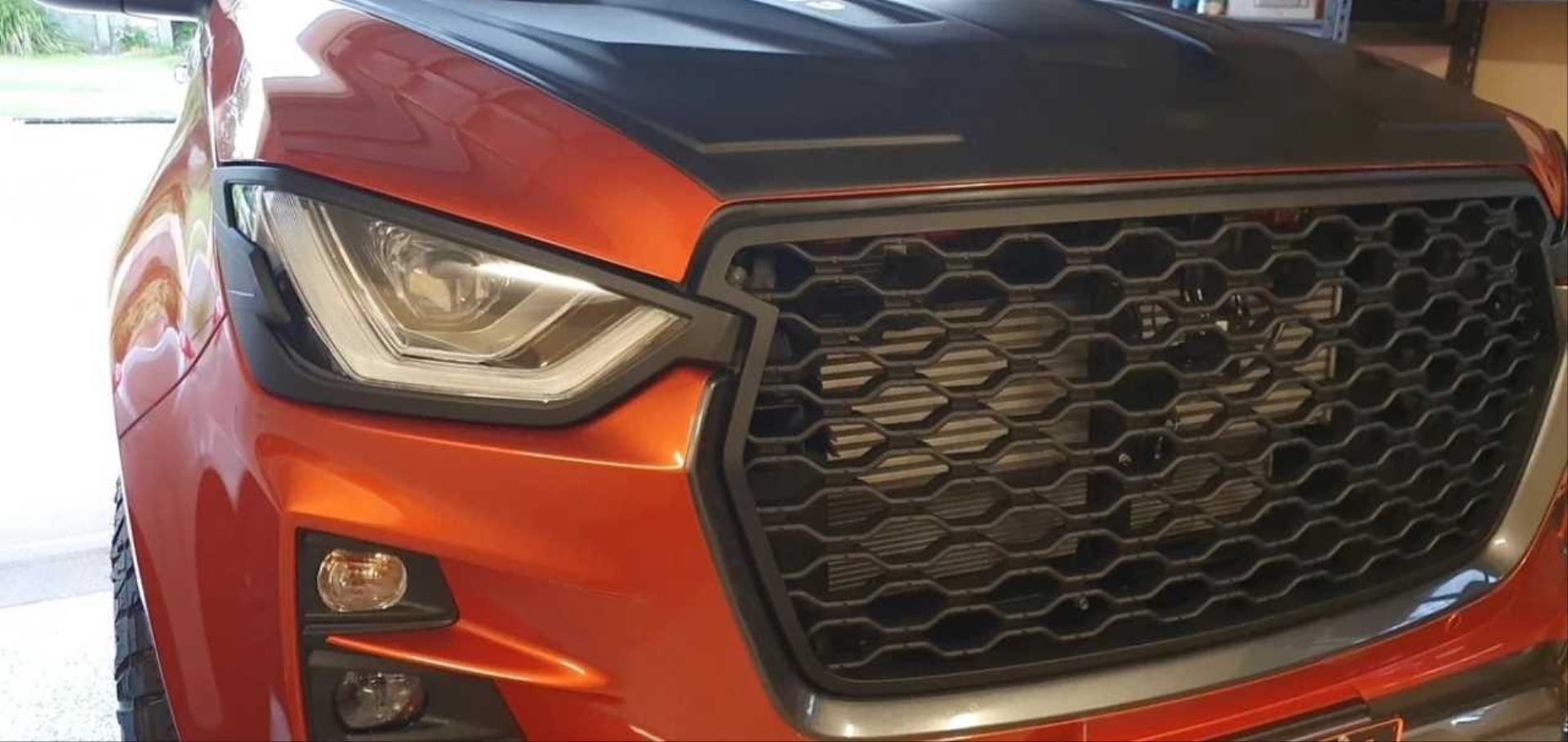 İsuzu D-Max Uyumlu 2020+ Far Kaplama