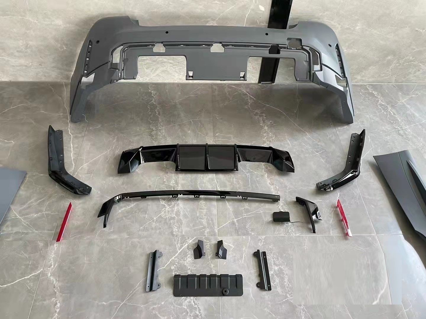 G22/G24 M4 Uyumlu Body Kit (Ön Arka Tampon Marşpiyel Panjur)
