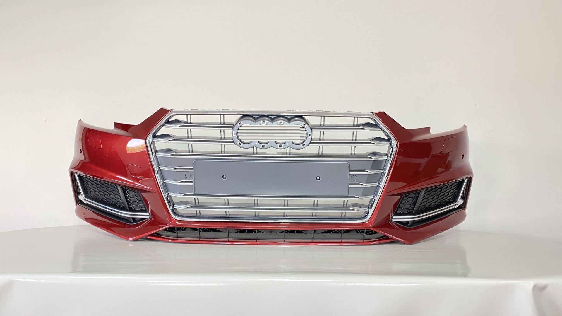 Audi A4 Uyumlu 2016-2019 S4 Yeni Tip Kapaklı Ön Tampon Panjur Seti