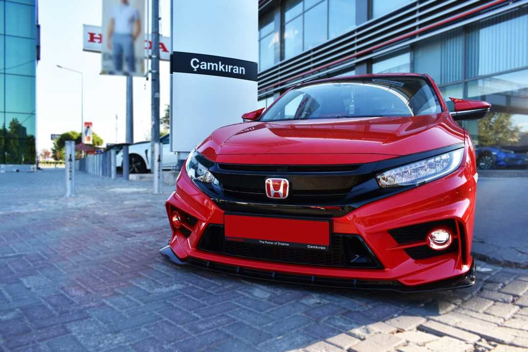 Honda Civic Uyumlu Fc5 2016-2020 Ön Logo Kırmızı