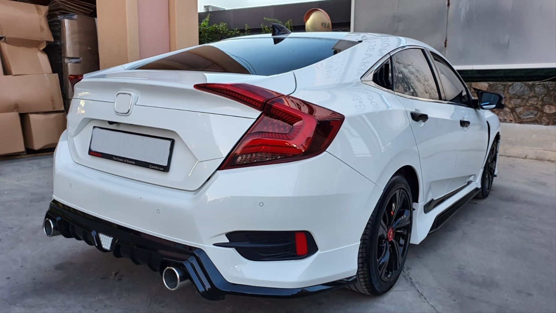 Honda Civic Uyumlu Fc5 2016-2019 Omurga LED Stop Kırmızı