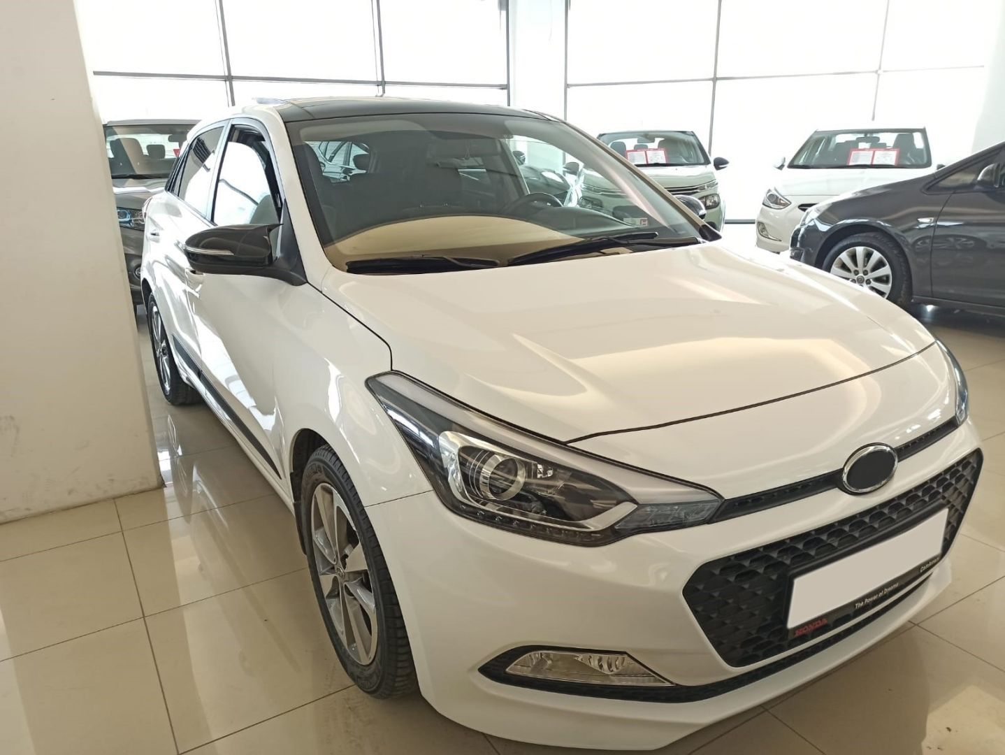 Hyundai I20 Uyumlu 2014-2019 Batman Ayna Kapağı Sinyalli Modeller İçin